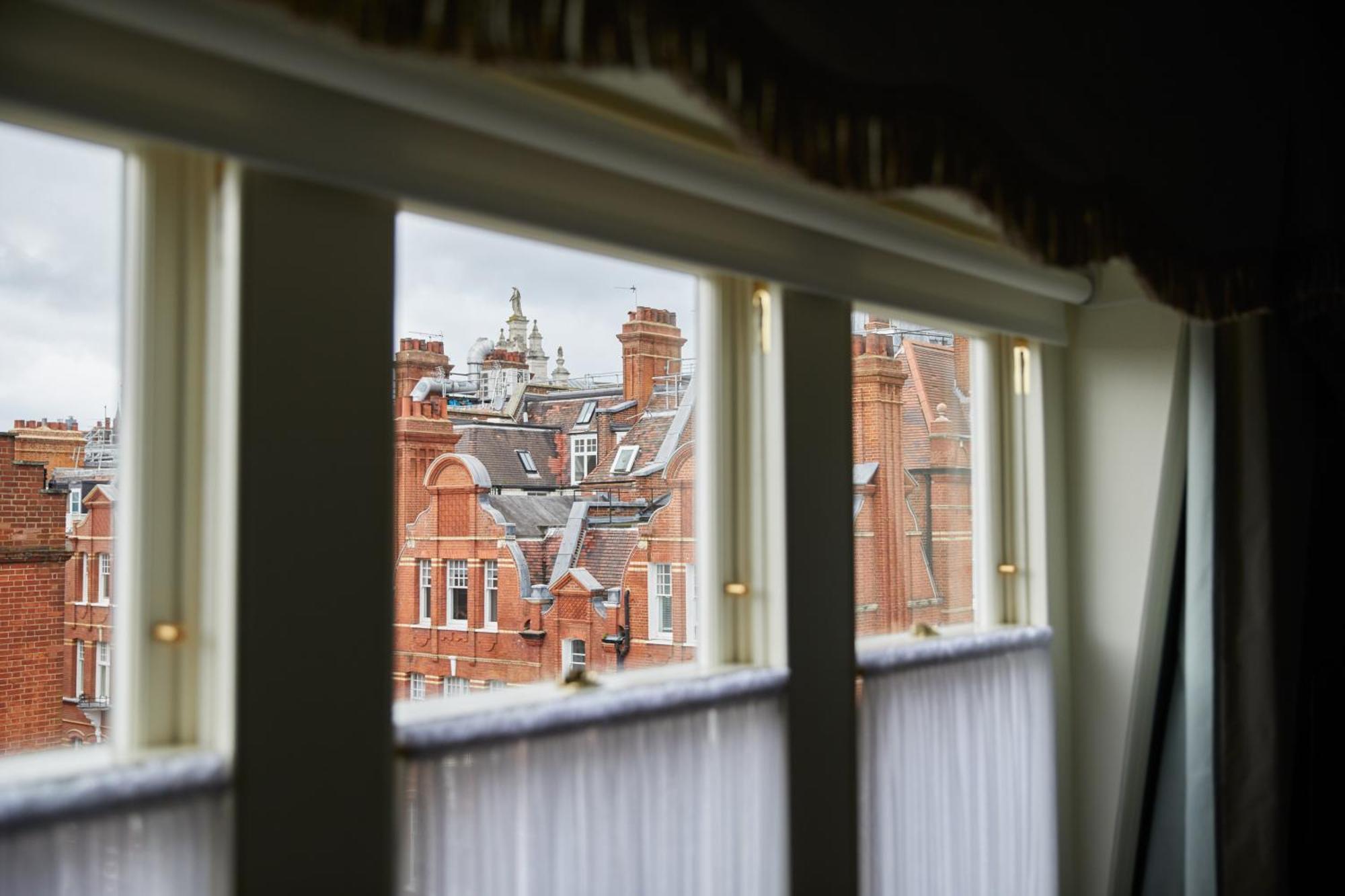Отель Egerton House Лондон Экстерьер фото