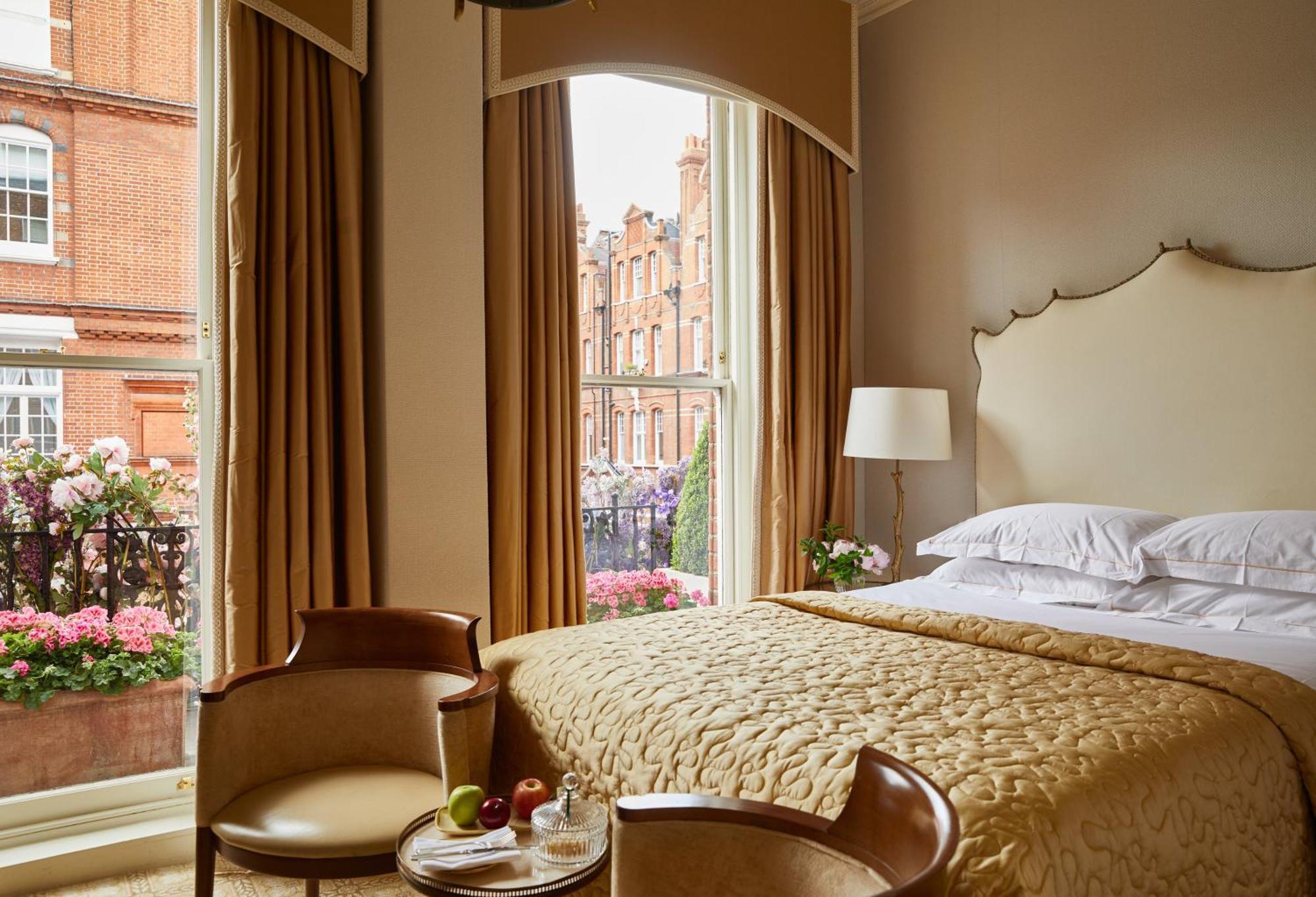 Отель Egerton House Лондон Экстерьер фото