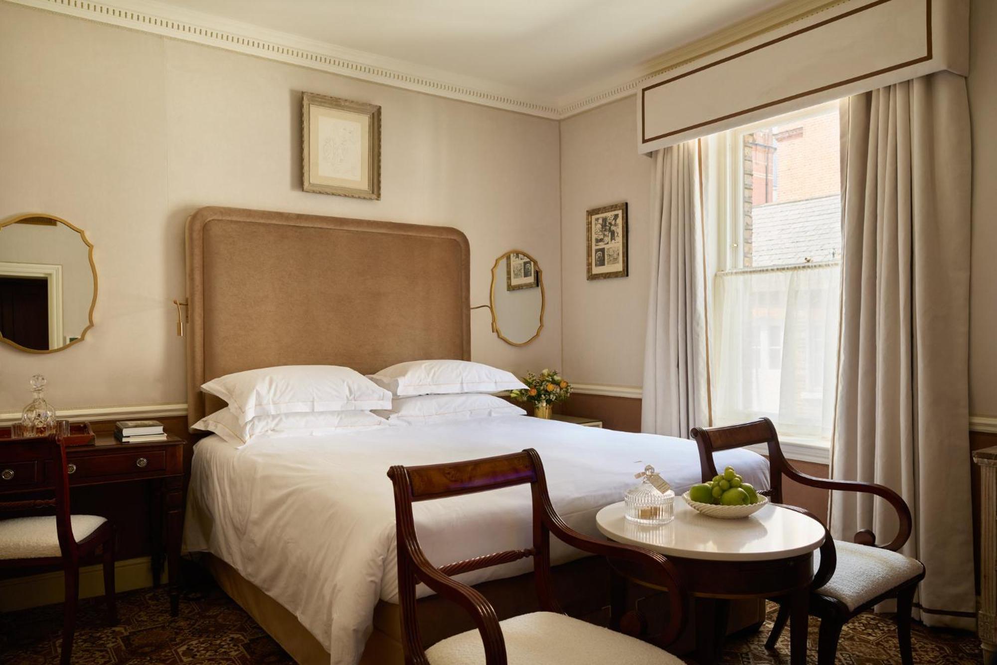 Отель Egerton House Лондон Экстерьер фото